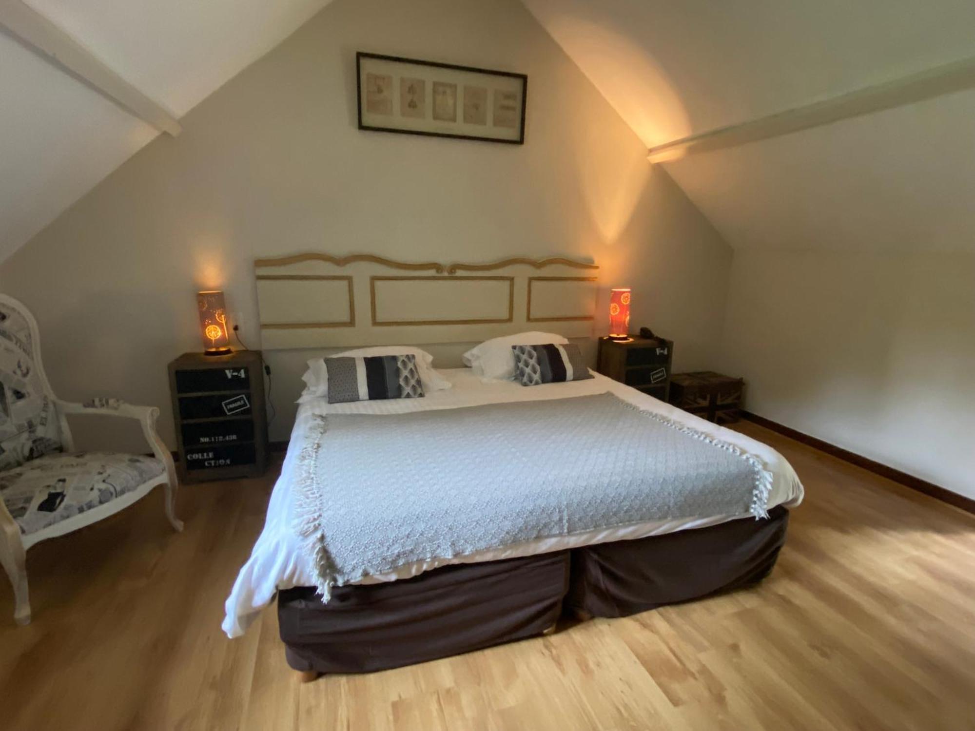 Les Moulins Du Duc Ecolodge Moelan sur Mer Bagian luar foto