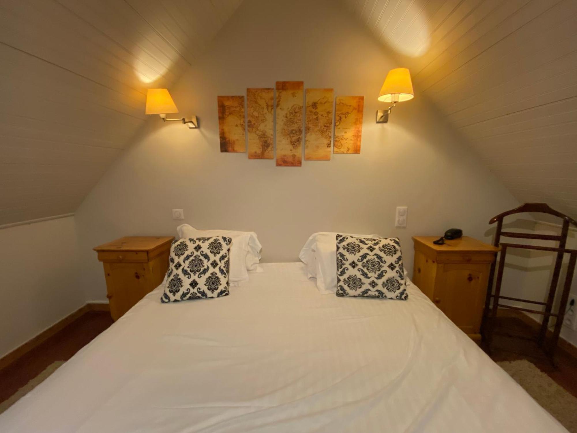 Les Moulins Du Duc Ecolodge Moelan sur Mer Bagian luar foto